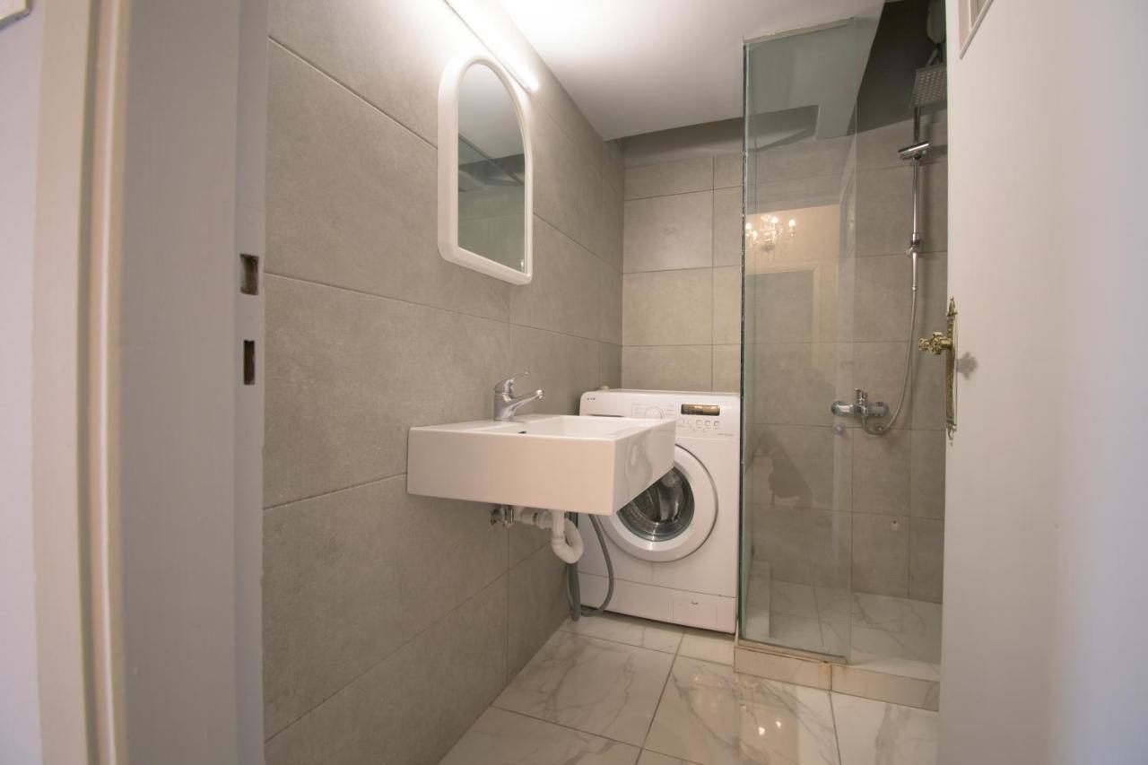 Апартаменти Central Cozy Flat ! Афіни Екстер'єр фото